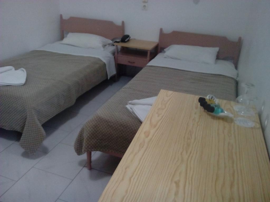 Serifos Beach Hotel Livadi  المظهر الخارجي الصورة